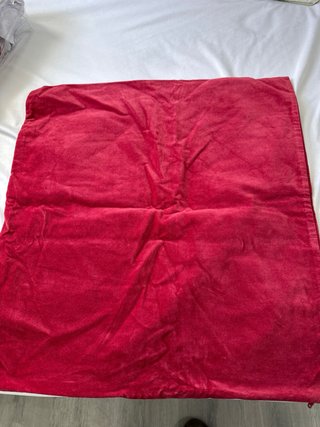 Fodera per cuscino in velluto rosso