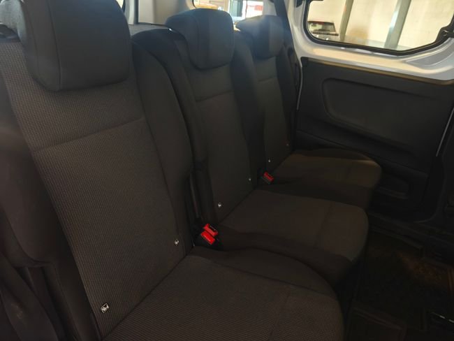 Peugeot Rifter 2022, foto 21
