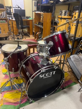 Batería Acústica Century Bombo 24”