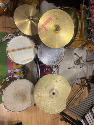 Batería Acústica Century Bombo 24”