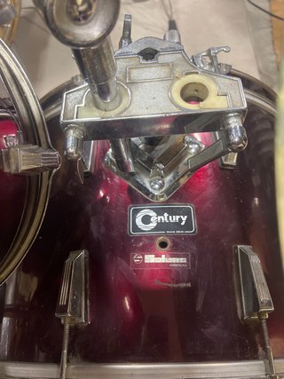 Batería Acústica Century Bombo 24”