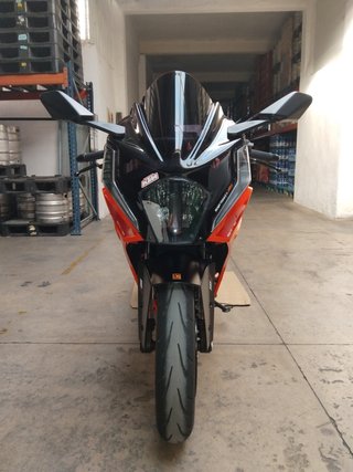 KTM RC 390 2024 Naranja y Negra
