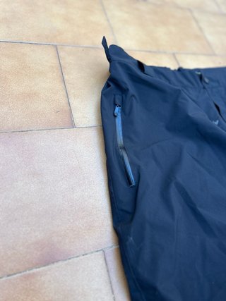 Pantalón de Nieve Helly Hansen Negro. Talla grande