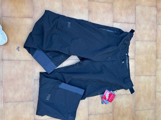 Pantalón de Nieve Helly Hansen Negro. Talla grande