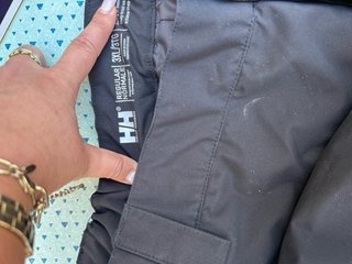 Pantalón de Nieve Helly Hansen Negro. Talla grande
