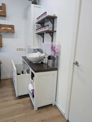 Mueble técnico peluquería blanco y marrón