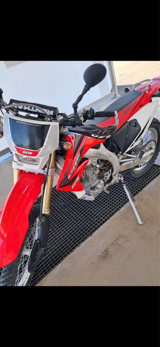 Honda CRF 450 Enduro/Motocross Roja y Blanca