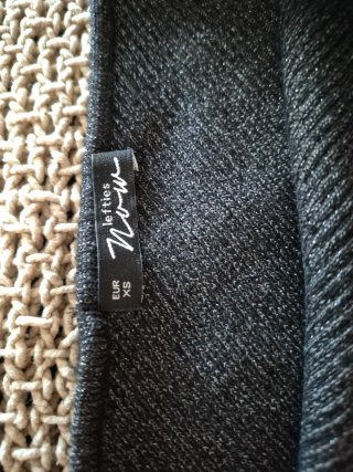 Top mujer gris oscuro