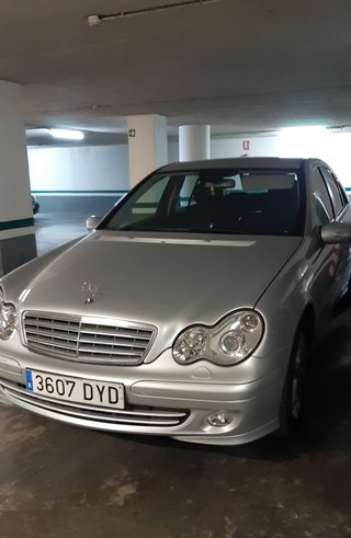Mercedes-Benz Clase C 2006