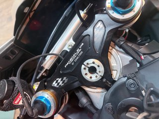 Ducati panigale v4s TRICOLORE