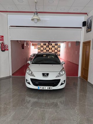 Peugeot 207 +  2014