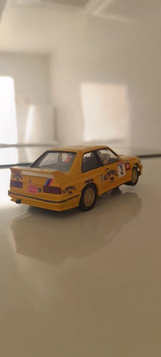 Scalextric BMW M3 E30