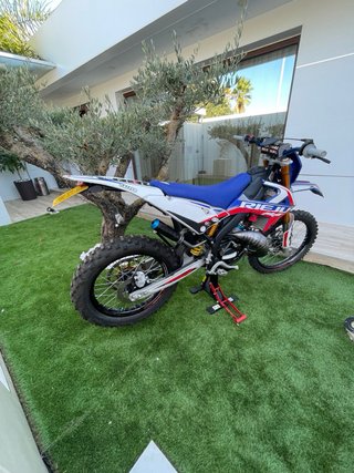 Rieju MRT 100cc 2Fast con 2 Horas esta de RODAJE