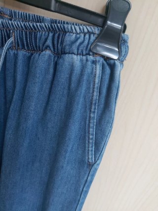 Jeans blu con coulisse marca bachata