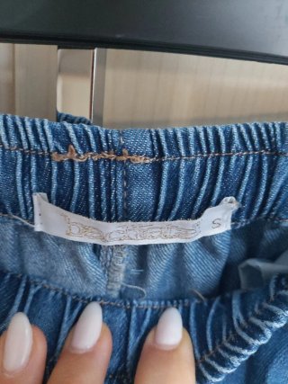 Jeans blu con coulisse marca bachata
