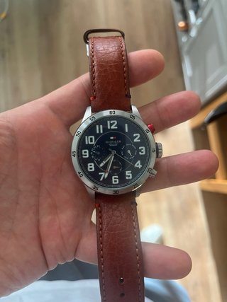 Reloj Tommy Hilfiger Brady Marrón y Negro