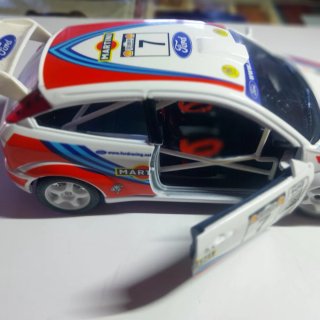 Coches maqueta 1:24