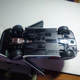 Coches maqueta 1:24