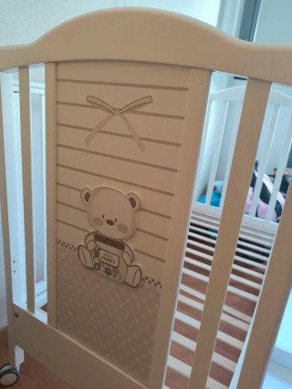 Cuna bebé + mueble cambiador bañera