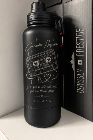 Aitana CUARTO AZUL / botella térmica