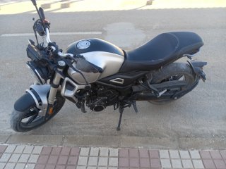 Voge AC350 Naked