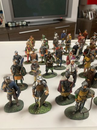 Figuras de plomo medievales