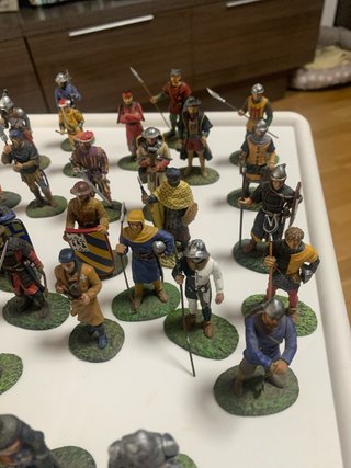 Figuras de plomo medievales