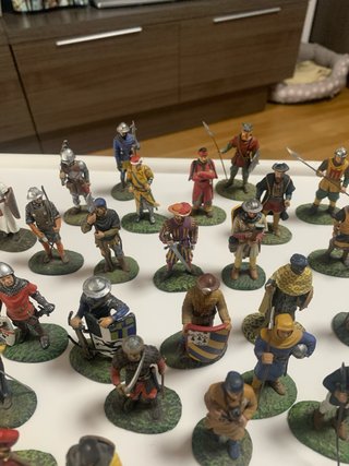 Figuras de plomo medievales
