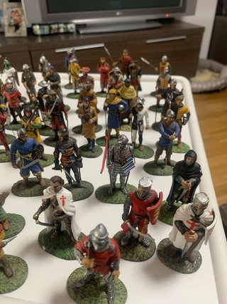 Figuras de plomo medievales
