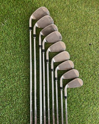Set de Golf SLAZENGER y PETER ALLISS 13 PALOS