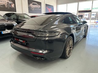 Porsche Panamera 2022