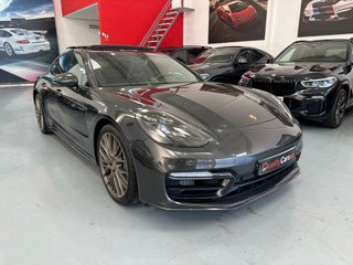 Porsche Panamera 2022