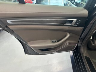 Porsche Panamera 2022