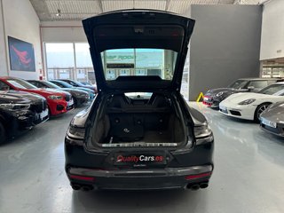 Porsche Panamera 2022