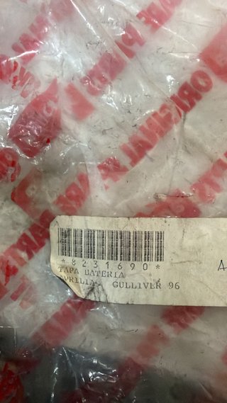 Tapa batería para Aprilia, Gulliver 50. REF. AP8231690