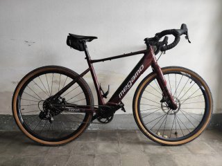 Bici Gravel Eléctrica Megamo Kansas