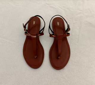 Sandalias piel. Zara. T.37.