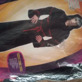 Disfraz Sacerdote Maligno Talla Única