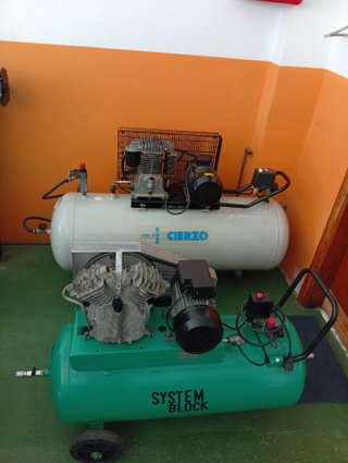 2 Compresores: Trifásico 200L y Monofásico 100L