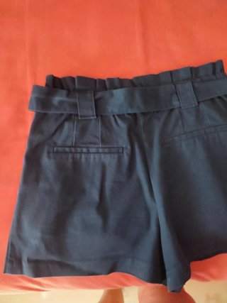 Shorts negros Zara con cinturón