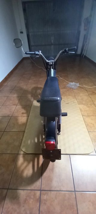 Mobylette Cady E-14 con documentación.