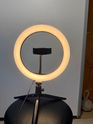 Trípode con Aro de Luz y Soporte Móvil