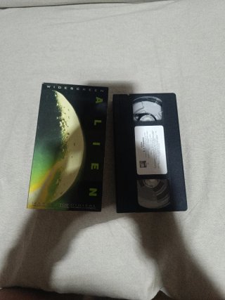 Película VHS Alien Saga Widescreen