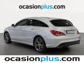 Mercedes-Benz CLA Shooting Brake CLA 200 d AMG Line 100 kW (136 CV)