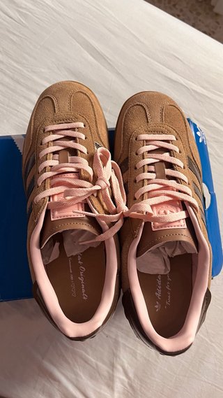 Adidas Gazelle Marrones y Rosas