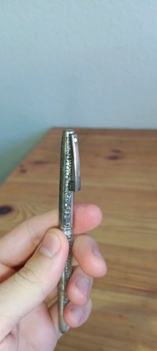 Bolígrafo Sheaffer chapado en plata