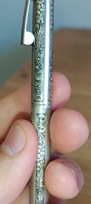 Bolígrafo Sheaffer chapado en plata