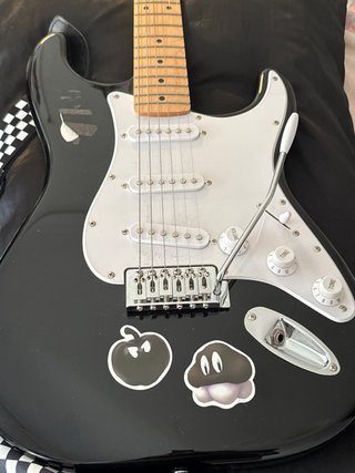 Guitarra Eléctrica Fender Squier 20G