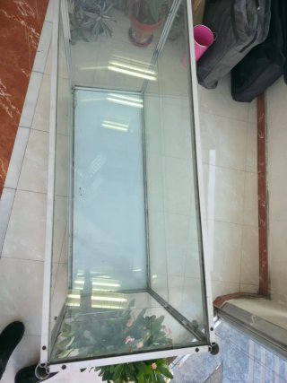 Vitrina expositora para negocio