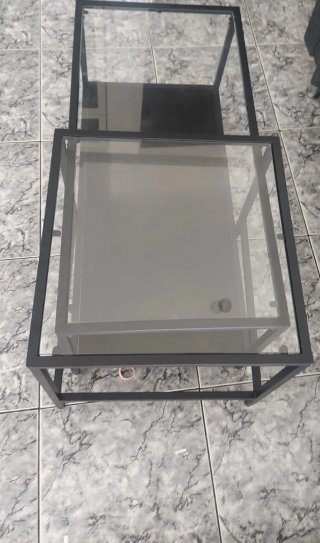 Mesa auxiliar cuadrada IKEA VITTSJÖ